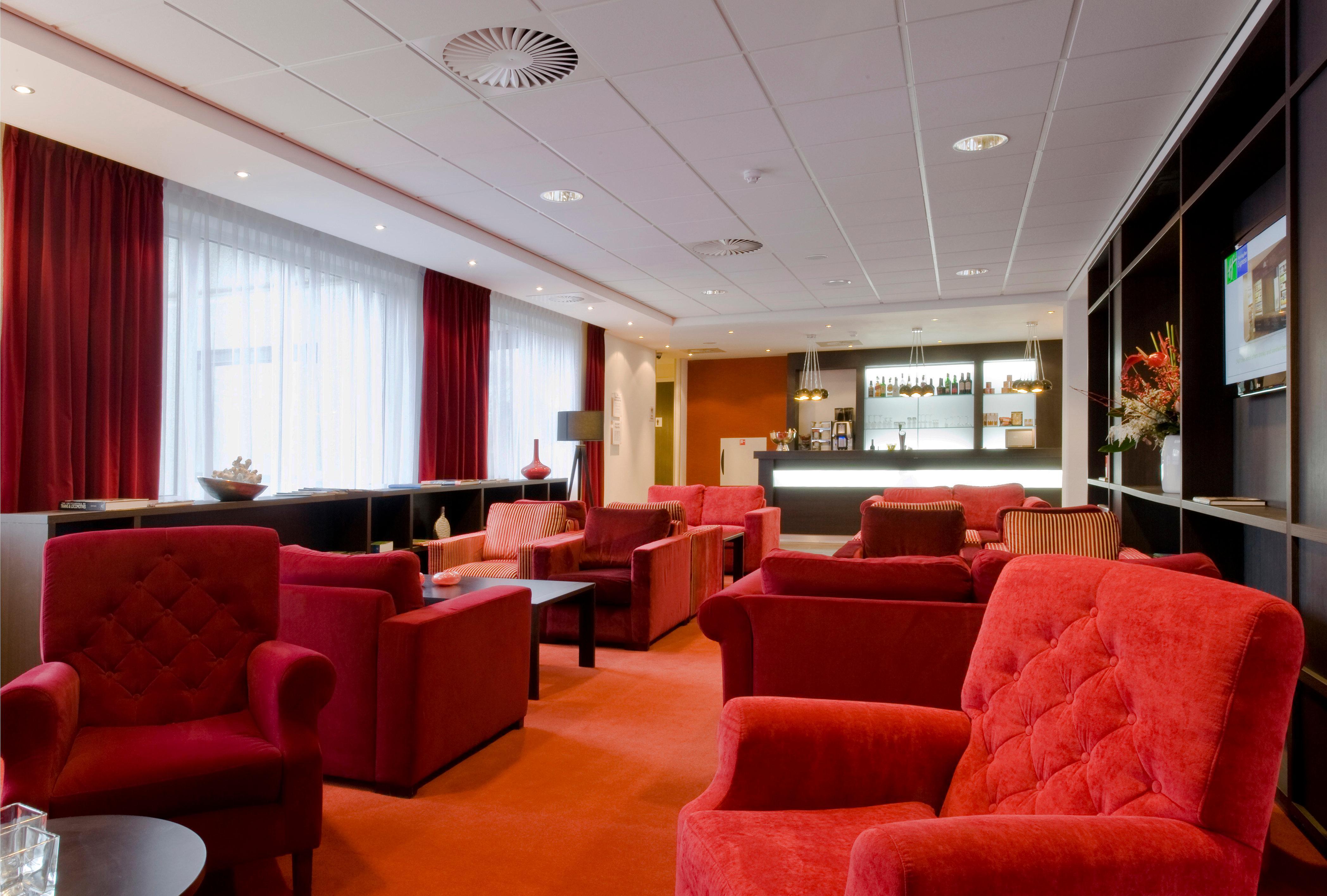 Holiday Inn Express Amsterdam - Schiphol, An Ihg Hotel Хоофддорп Экстерьер фото